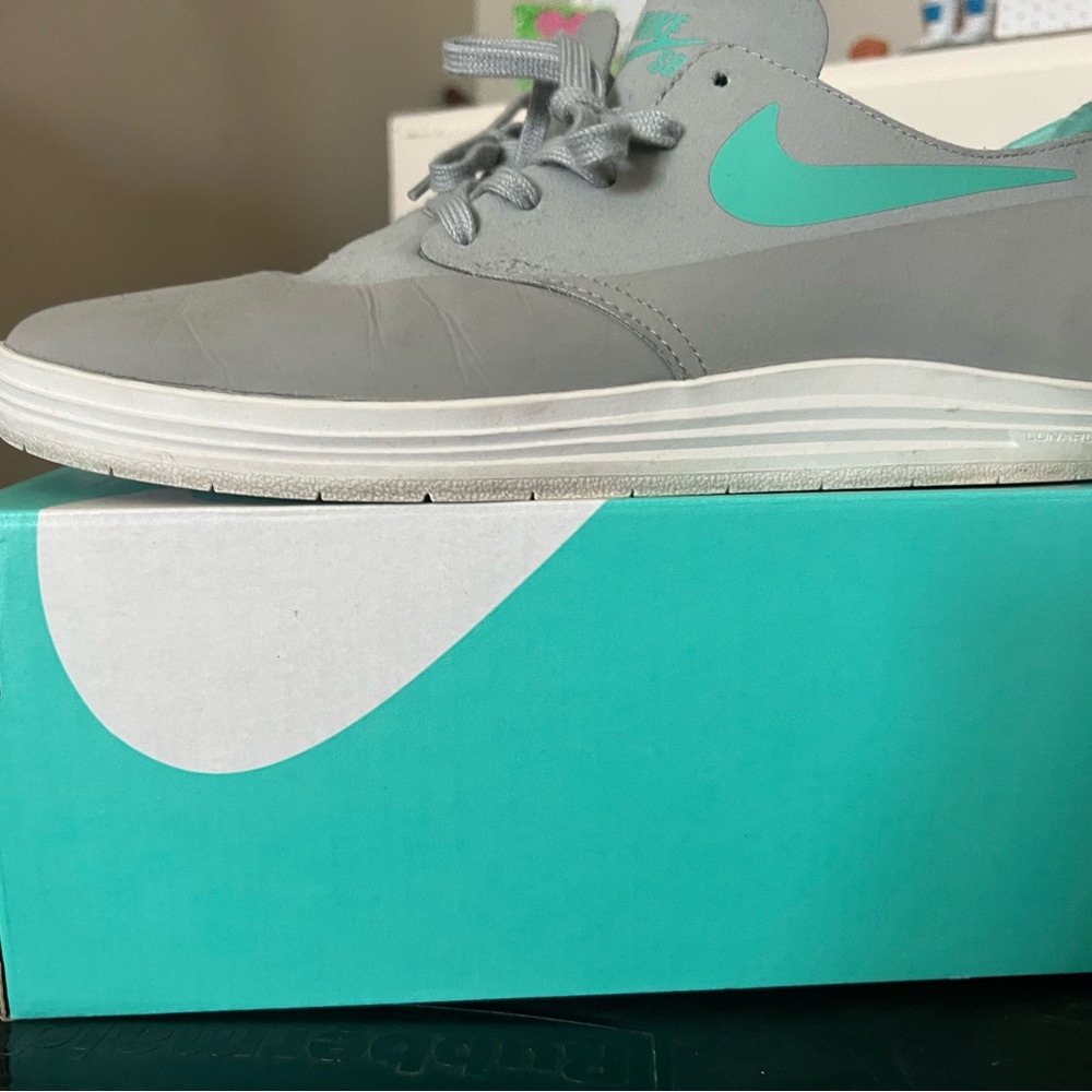 Nike Men's Sneakers in Gray and Teal lunar one shot - Picture 4 of 5